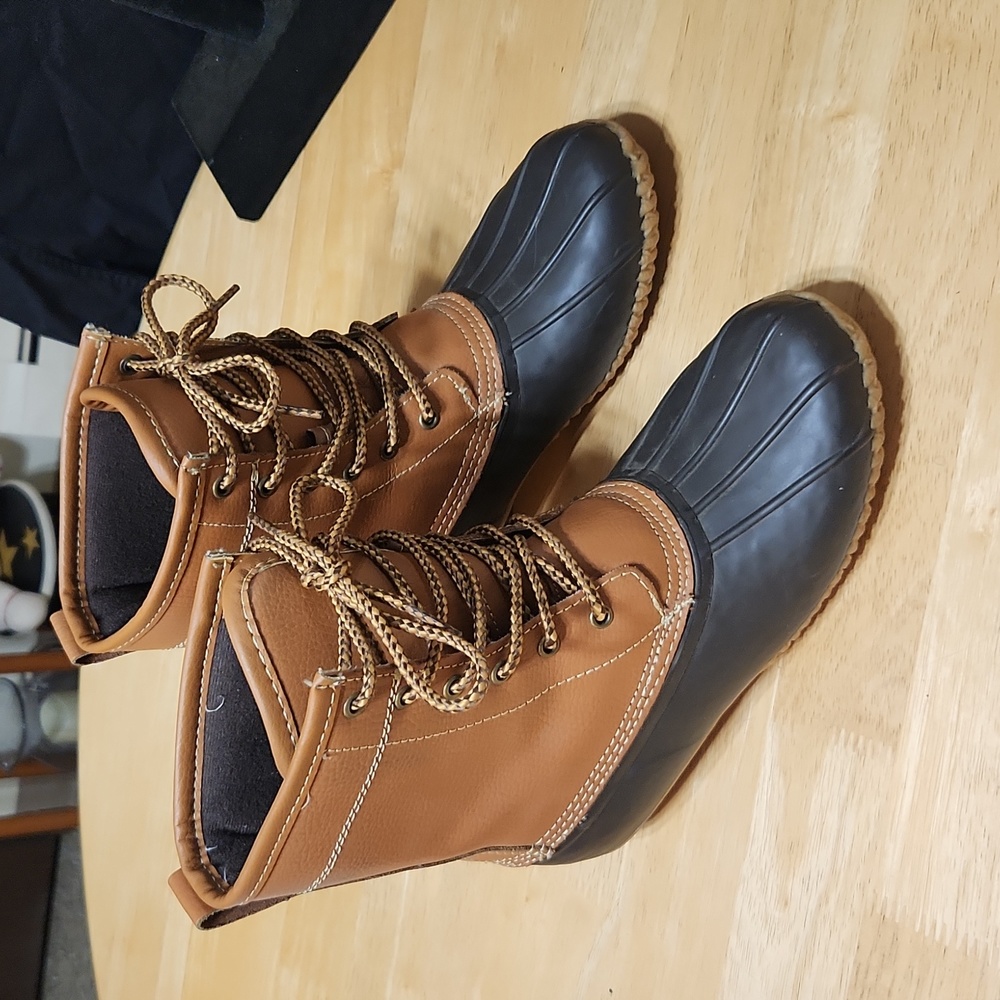 Womens Duckboot - Picture 3 of 6